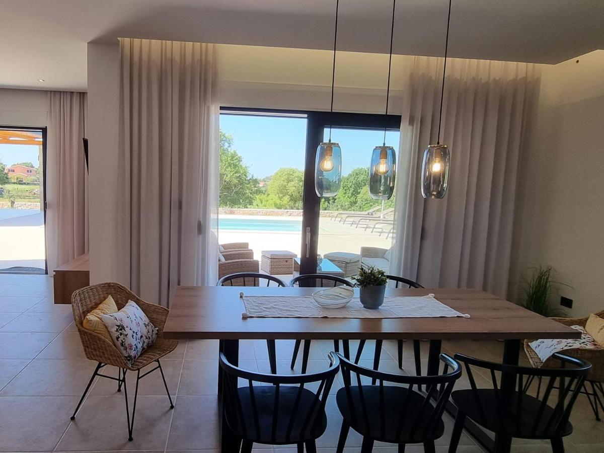 Luxury Villa Serena 2022 - With Heated Pool Cukrici Exterior photo